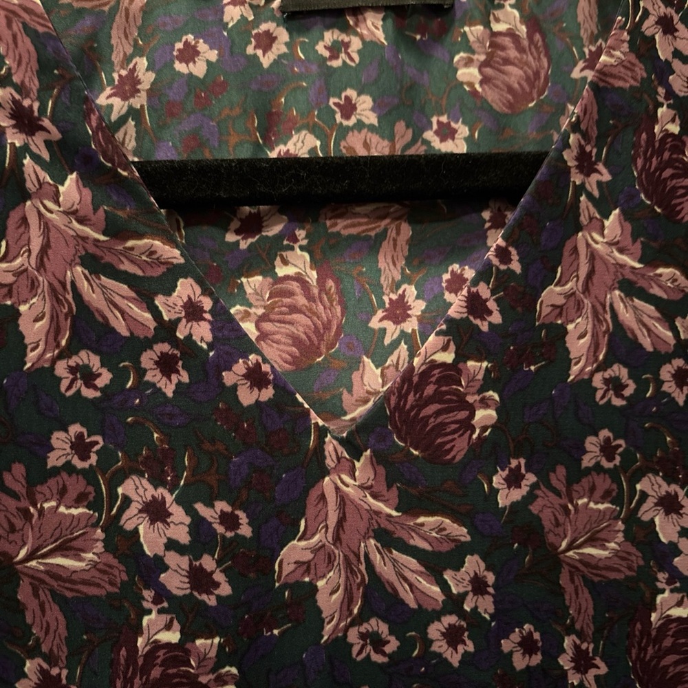 West Kei Floral Print‎ Blouse XS Ruffle Sleeves V-Neck Patterned Top - Picture 4 of 6